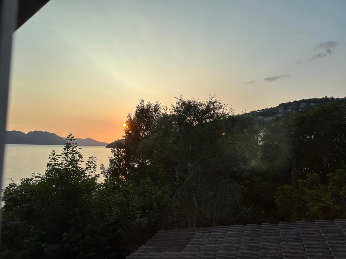 Line Pa Hauane1 Bed & Breakfast Volda Bagian luar foto