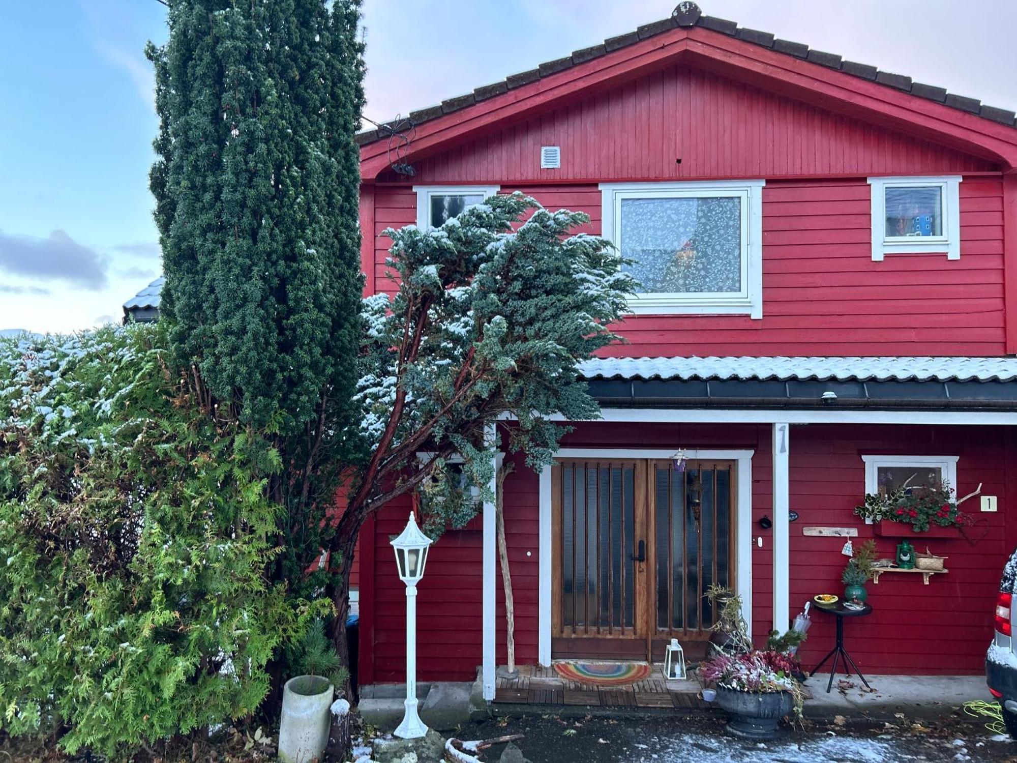 Line Pa Hauane1 Bed & Breakfast Volda Bagian luar foto
