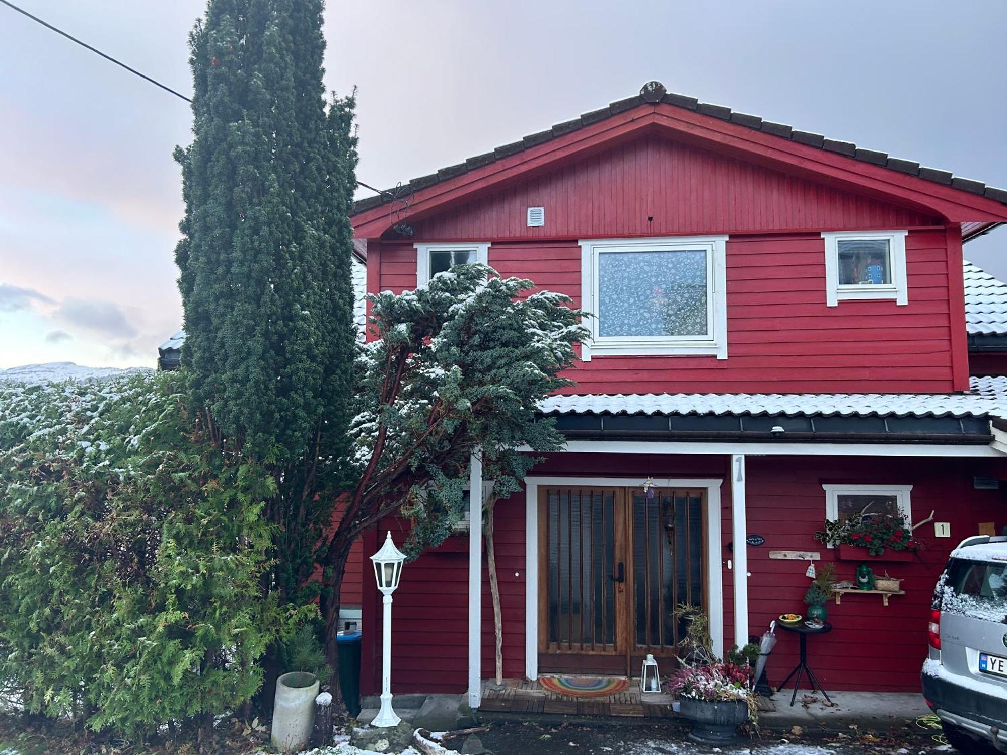 Line Pa Hauane1 Bed & Breakfast Volda Bagian luar foto